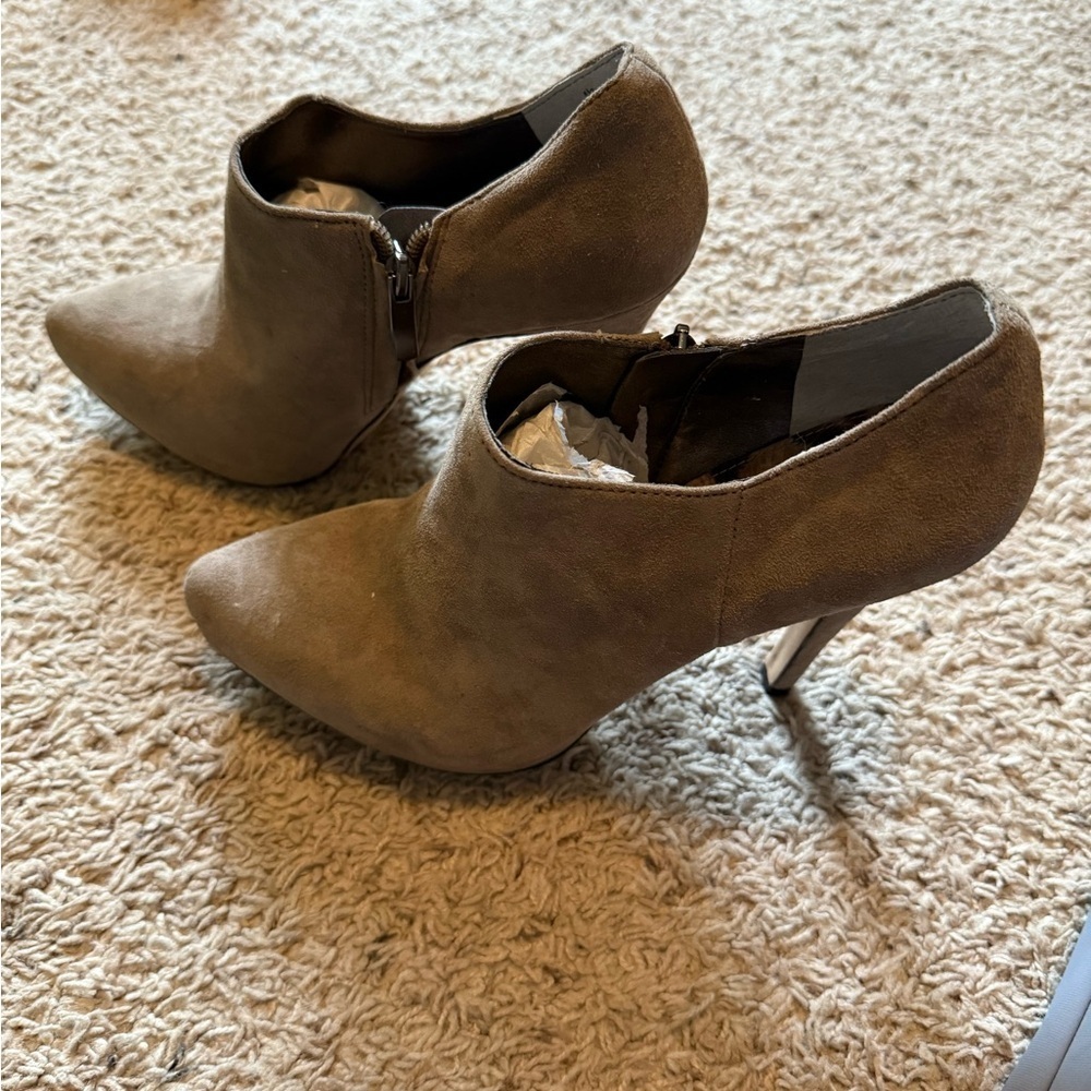 Sam Edelman Putty Suede Footwear - Picture 2 of 5